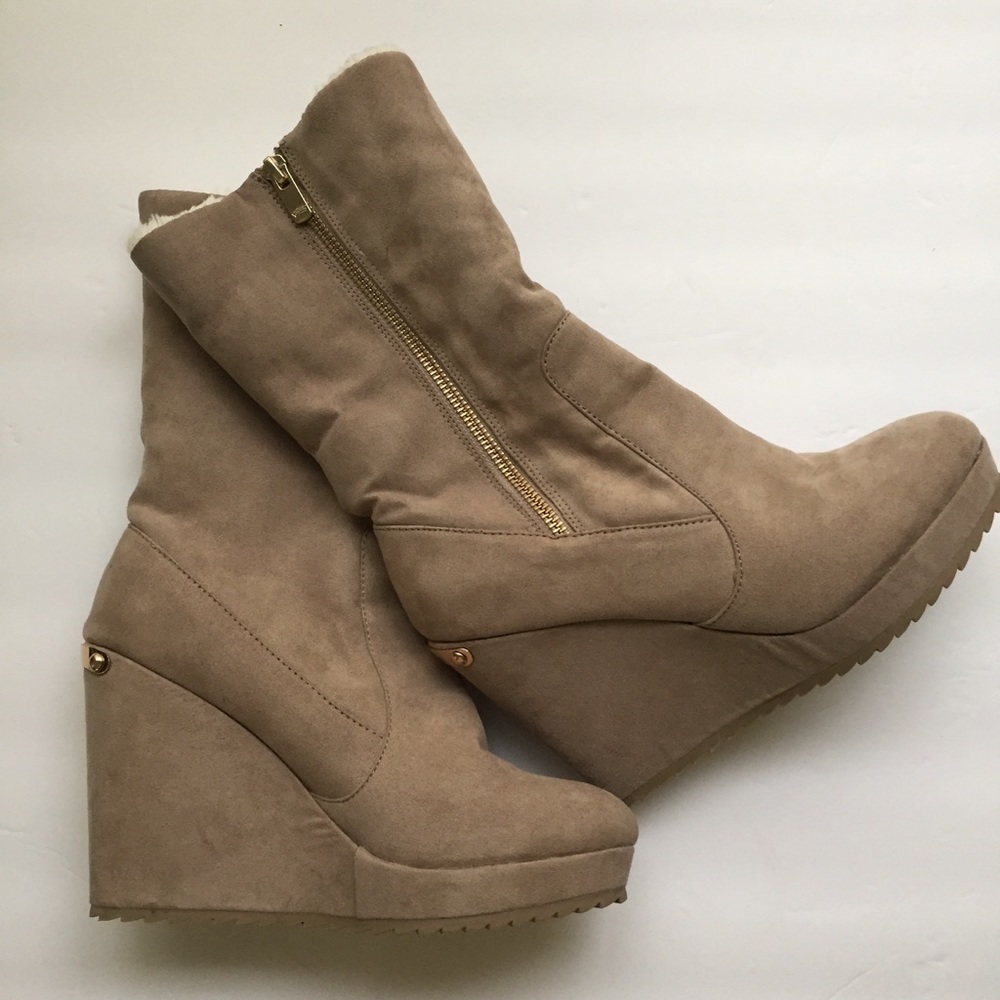 Juicy Couture Kasia Taupe Wedge Boot Fleece Lined